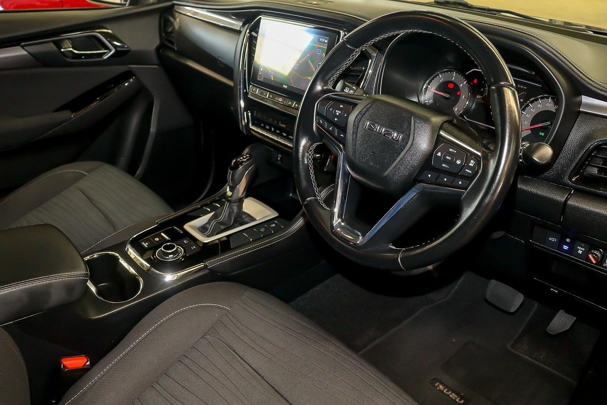 2021 Isuzu MU-X LS-U