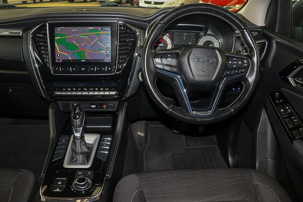 2021 Isuzu MU-X LS-U