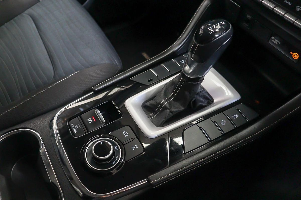 2021 Isuzu MU-X LS-U