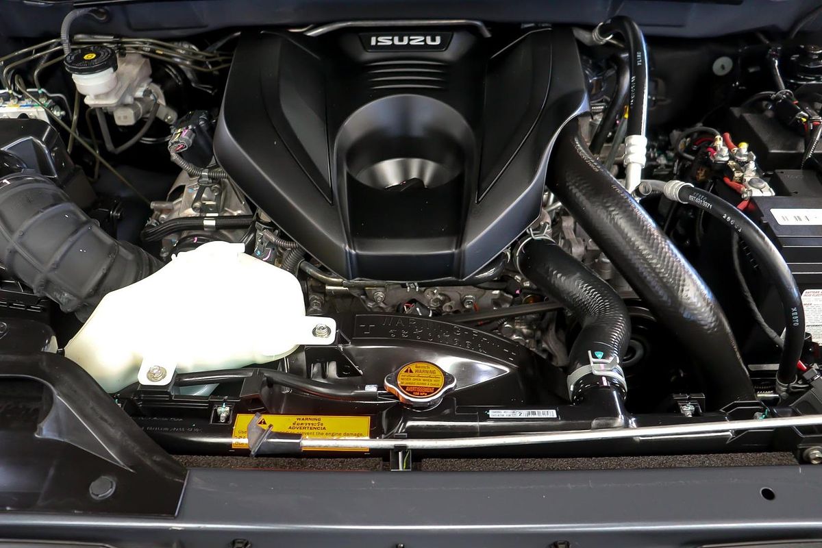 2021 Isuzu MU-X LS-U