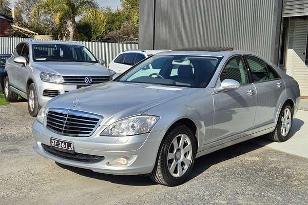 2006 Mercedes-Benz S350  221