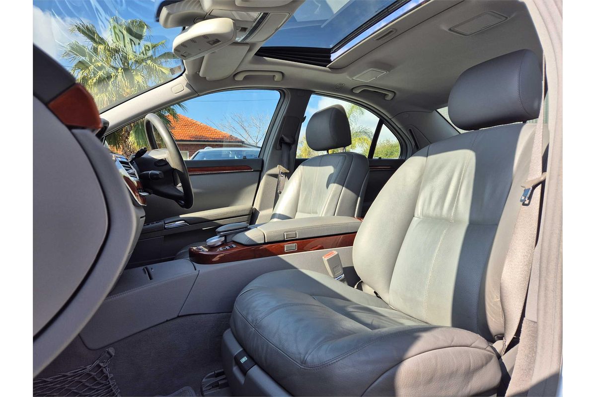 2006 Mercedes-Benz S350  221