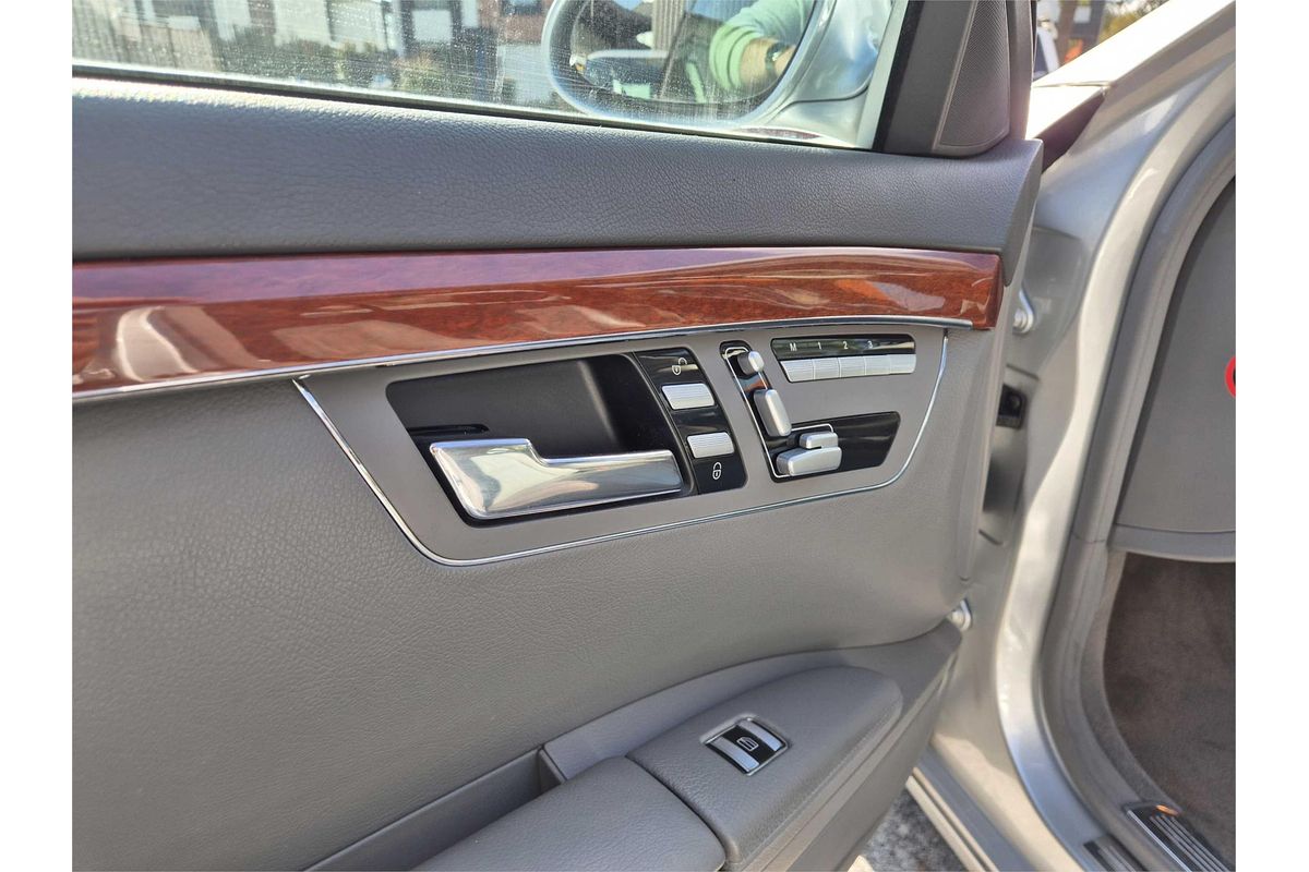 2006 Mercedes-Benz S-Class S350 W221