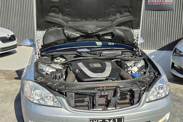 2006 Mercedes-Benz S350  221