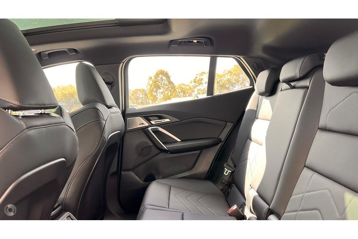 2024 BMW iX2 eDrive20 M Sport U10