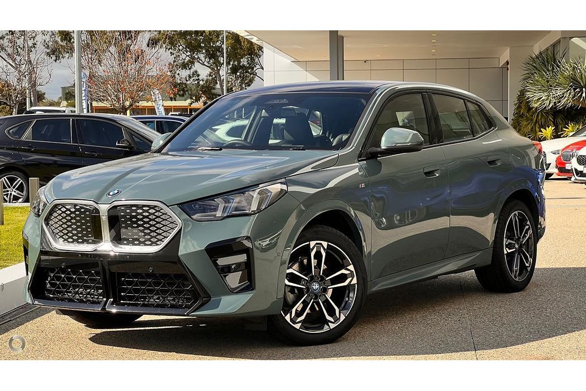 2024 BMW iX2 eDrive20 M Sport U10