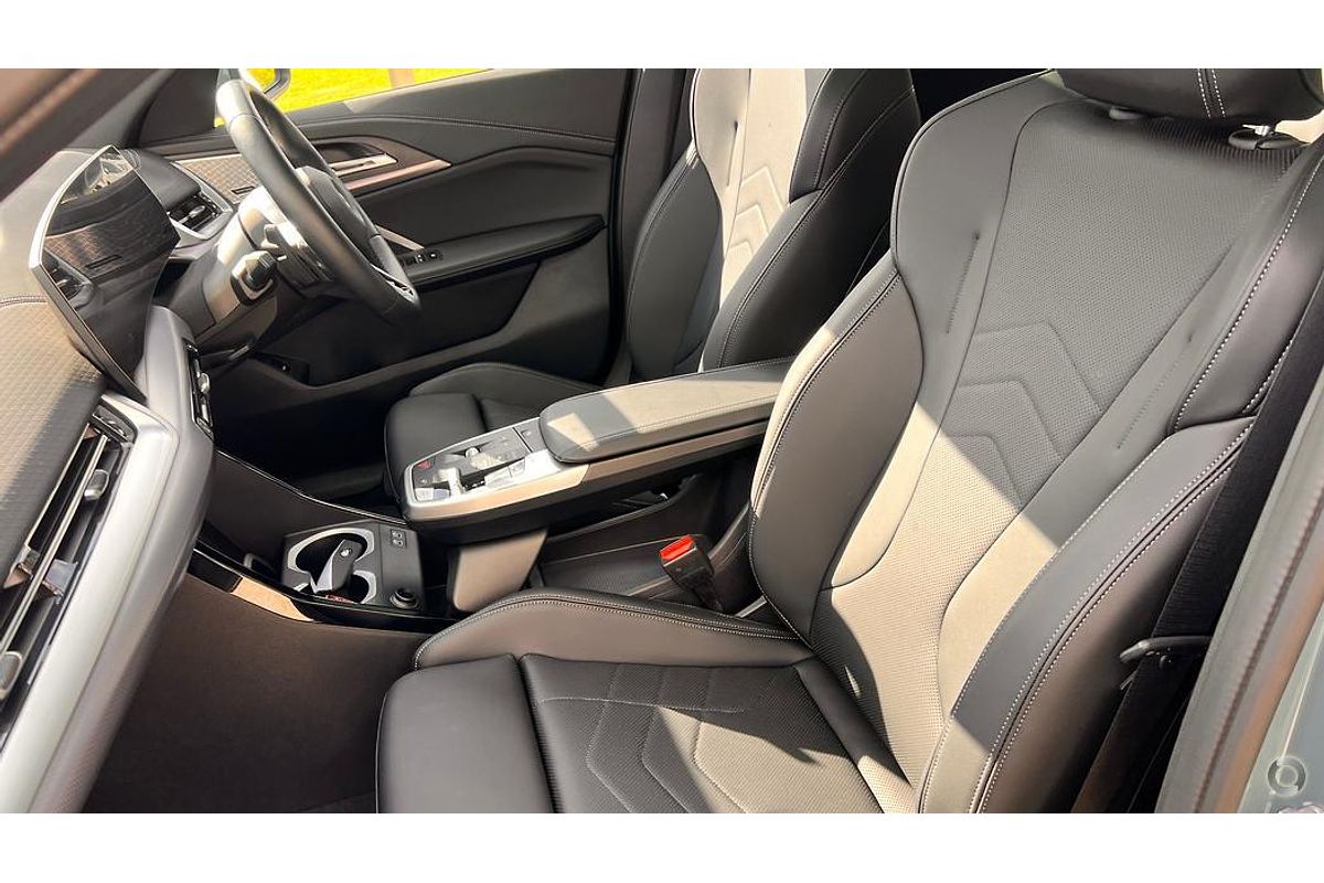 2024 BMW iX2 eDrive20 M Sport U10