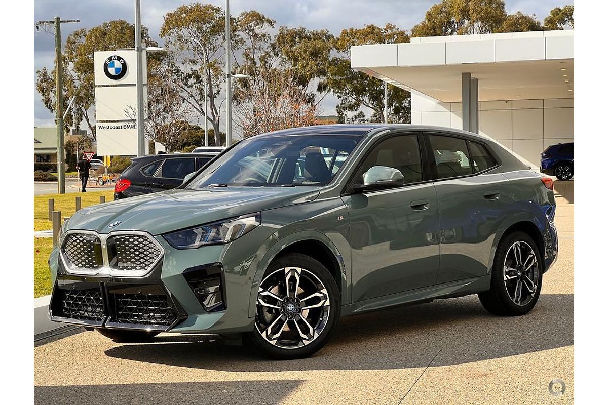 2024 BMW iX2 eDrive20 M Sport U10