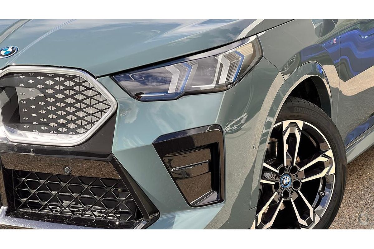 2024 BMW iX2 eDrive20 M Sport U10
