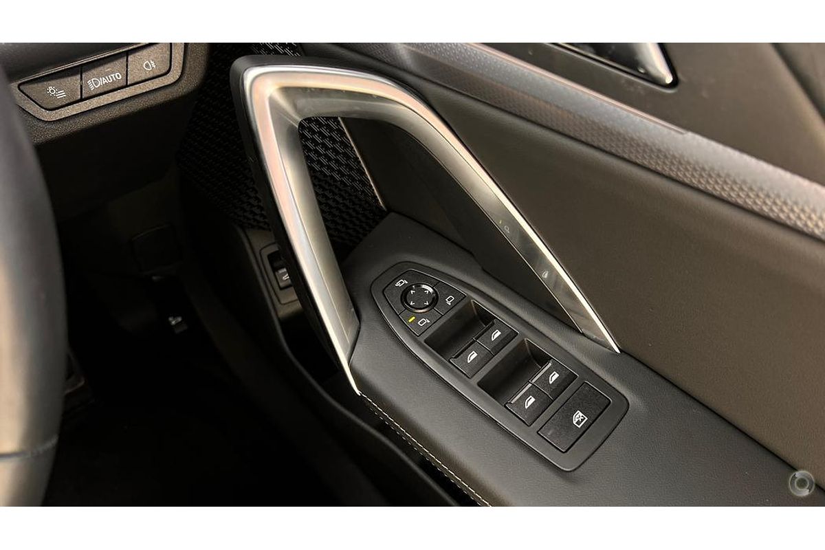 2024 BMW iX2 eDrive20 M Sport U10