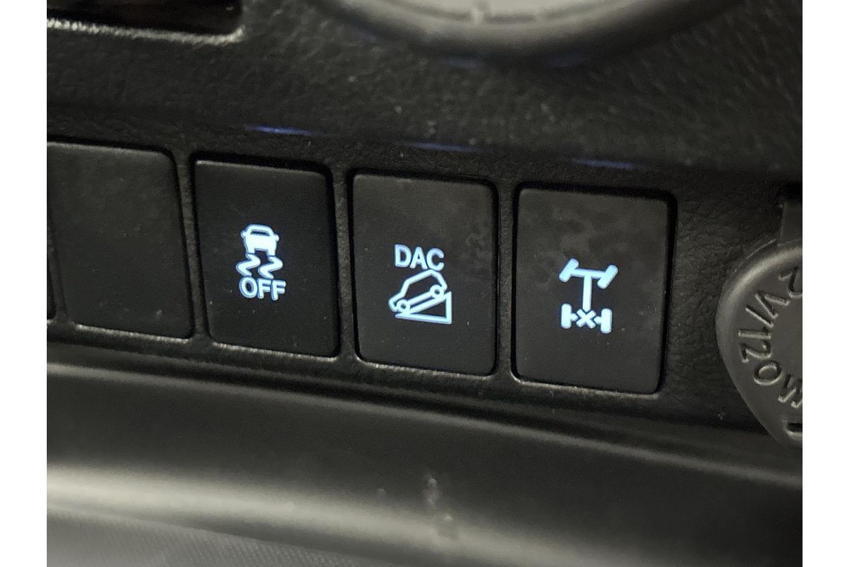 2018 Toyota Hilux SR GUN126R 4X4