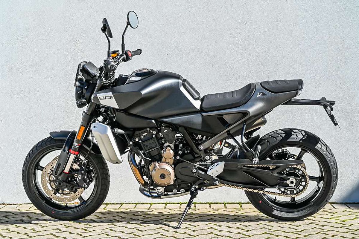 2024 Husqvarna SVARTPILEN