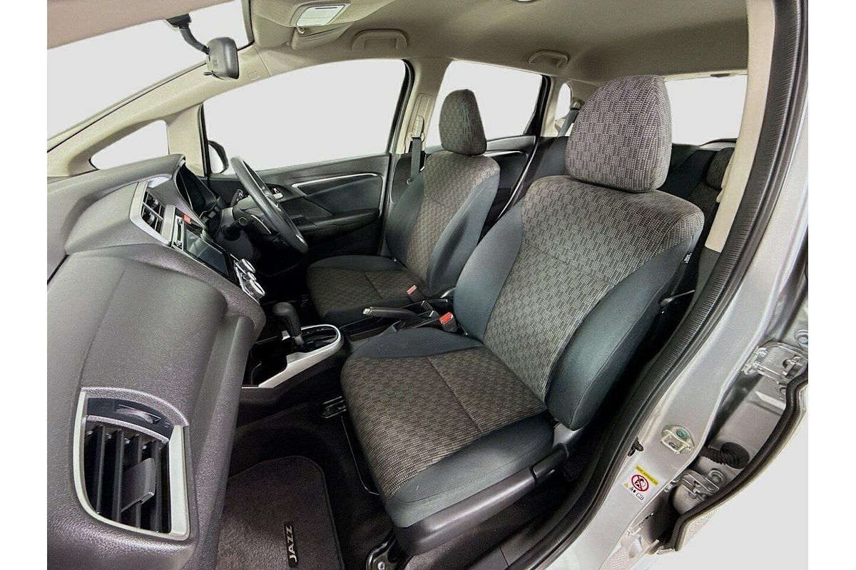 2016 Honda Jazz VTi GF