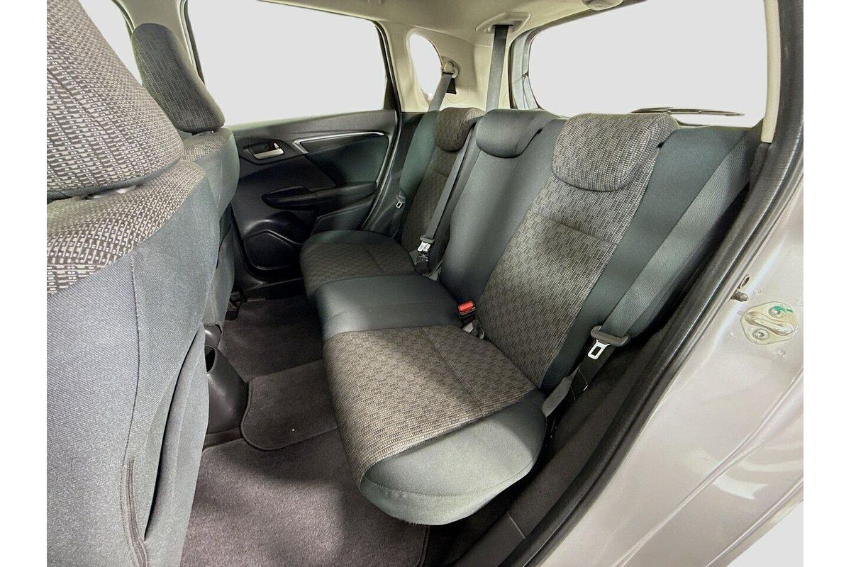 2016 Honda Jazz VTi GF