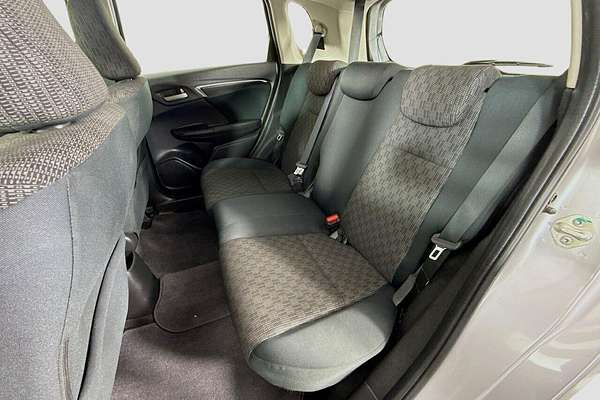 2016 Honda Jazz VTi GF