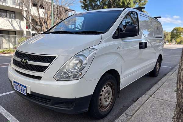 2010 Hyundai iLoad TQ-V