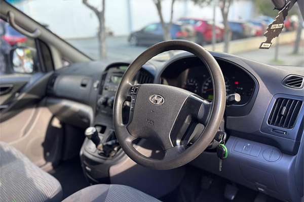2010 Hyundai iLoad TQ-V