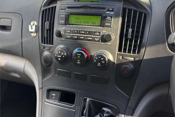 2010 Hyundai iLoad TQ-V