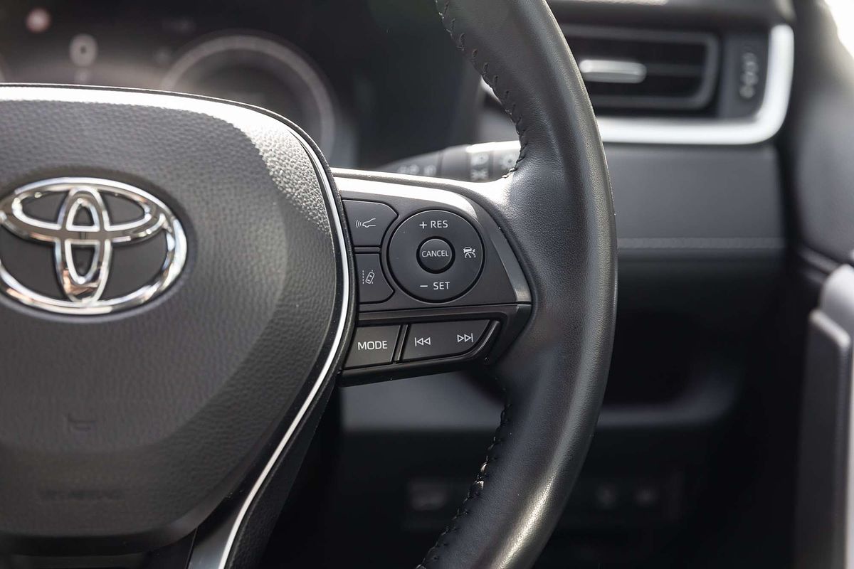 2024 Toyota RAV4 Cruiser AXAH54R