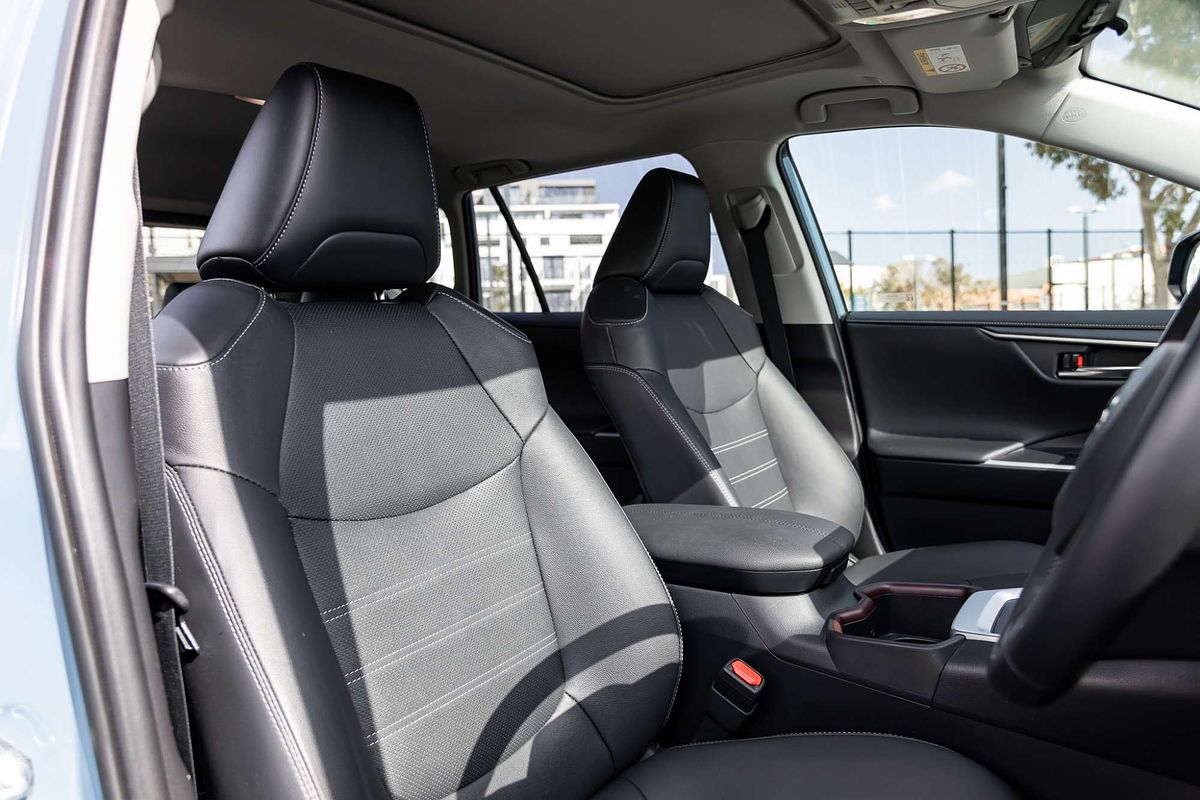 2024 Toyota RAV4 Cruiser AXAH54R