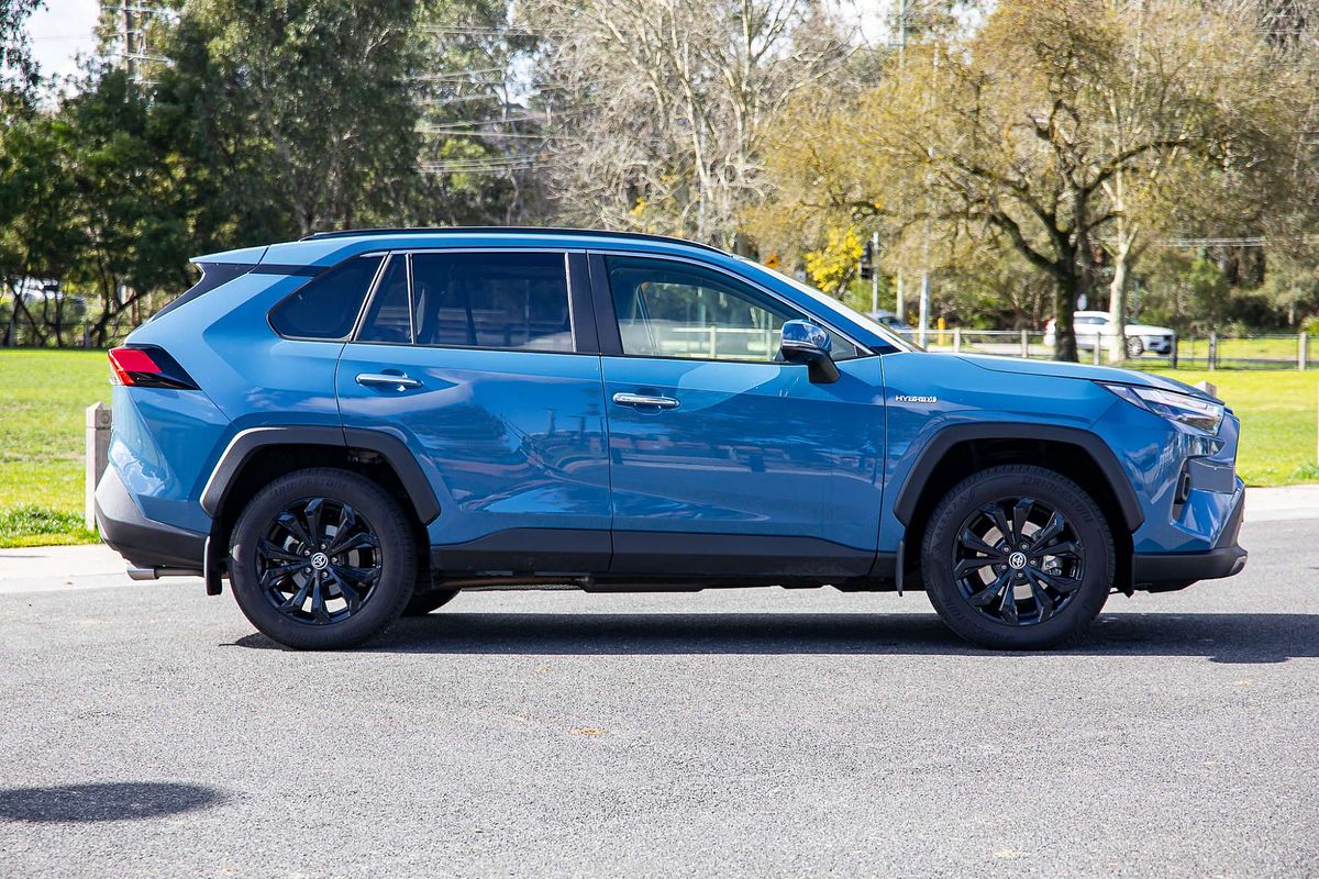 2024 Toyota RAV4 Cruiser AXAH54R