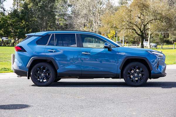 2024 Toyota RAV4 Cruiser AXAH54R