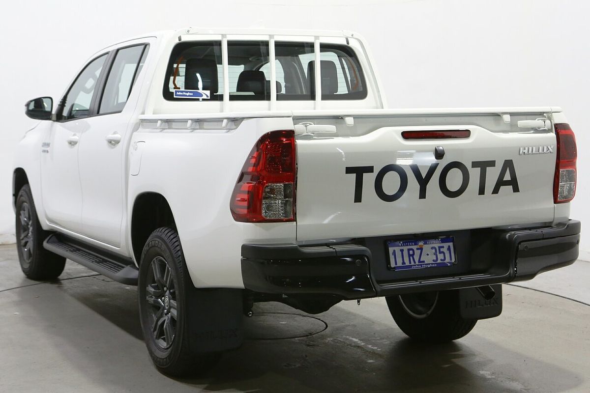 2025 Toyota Hilux SR GUN126R 4X4