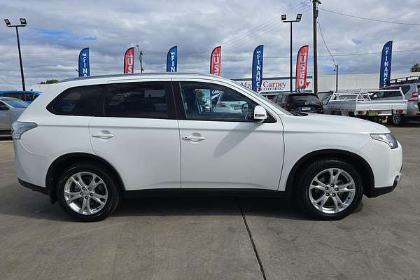 2014 Mitsubishi Outlander LS ZJ