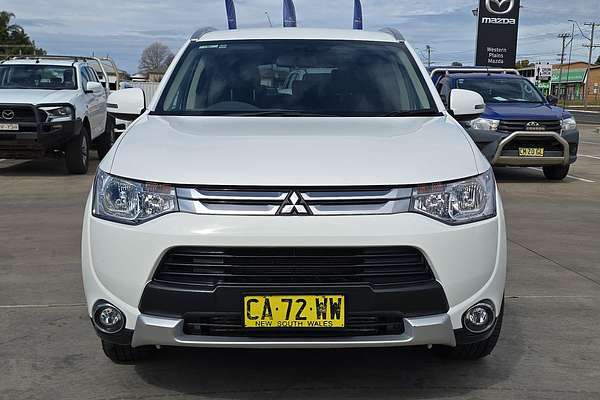 2014 Mitsubishi Outlander LS ZJ