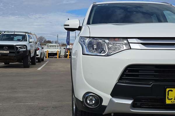 2014 Mitsubishi Outlander LS ZJ