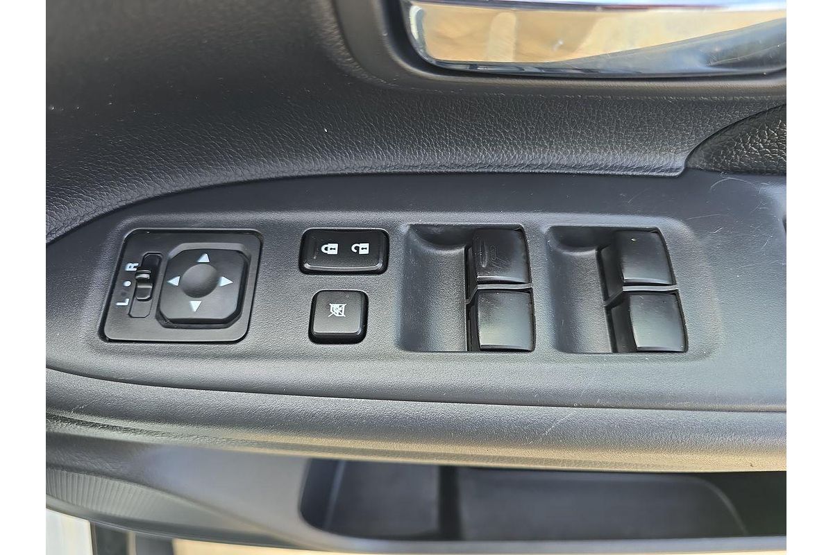 2014 Mitsubishi Outlander LS ZJ