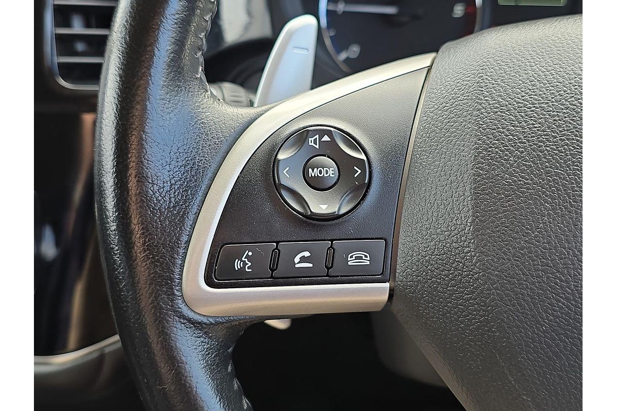 2014 Mitsubishi Outlander LS ZJ