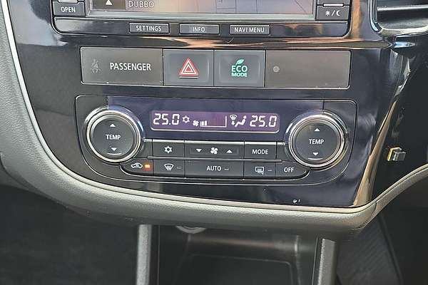 2014 Mitsubishi Outlander LS ZJ