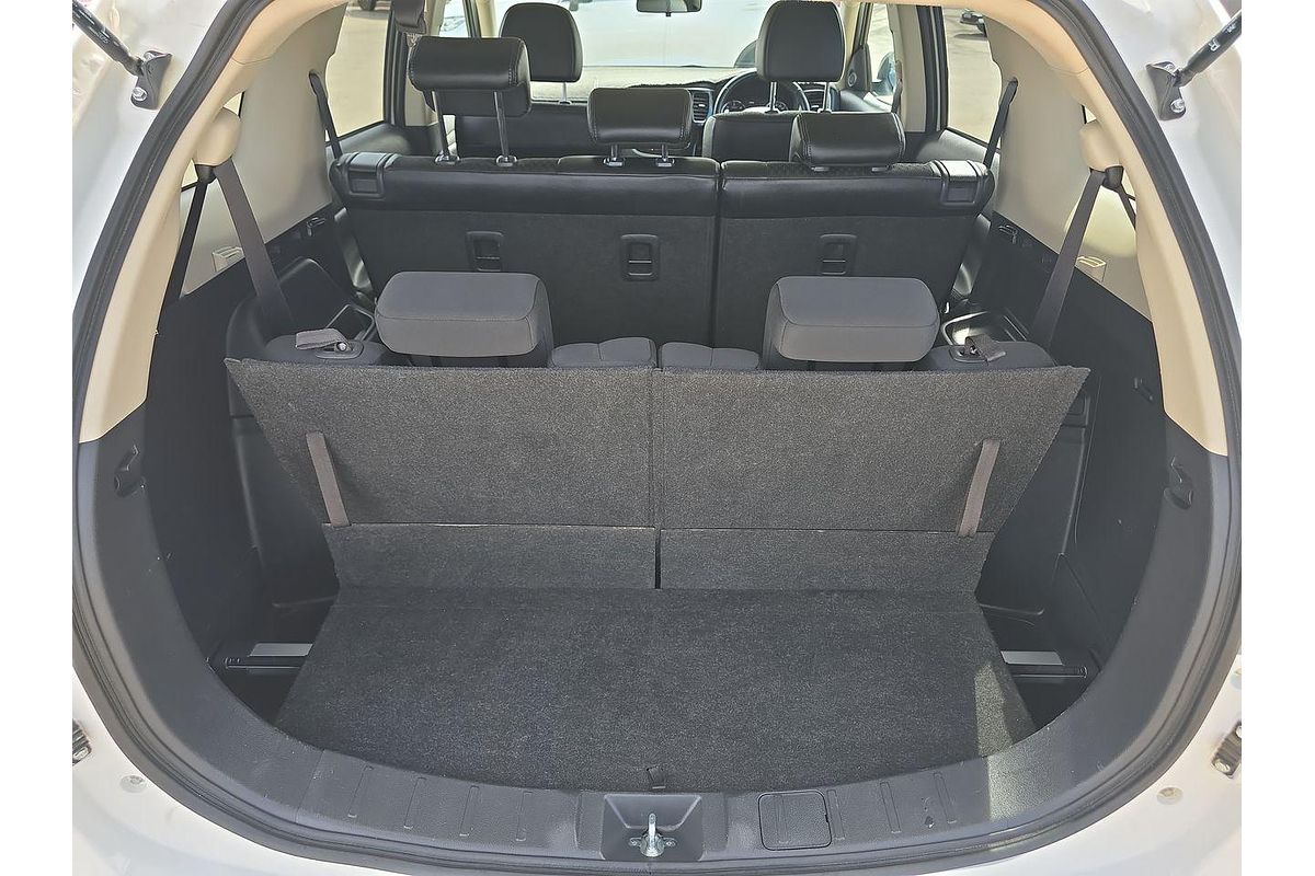 2014 Mitsubishi Outlander LS ZJ
