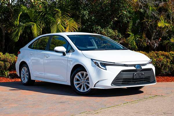 2024 Toyota Corolla Ascent Sport Hybrid ZWE219R