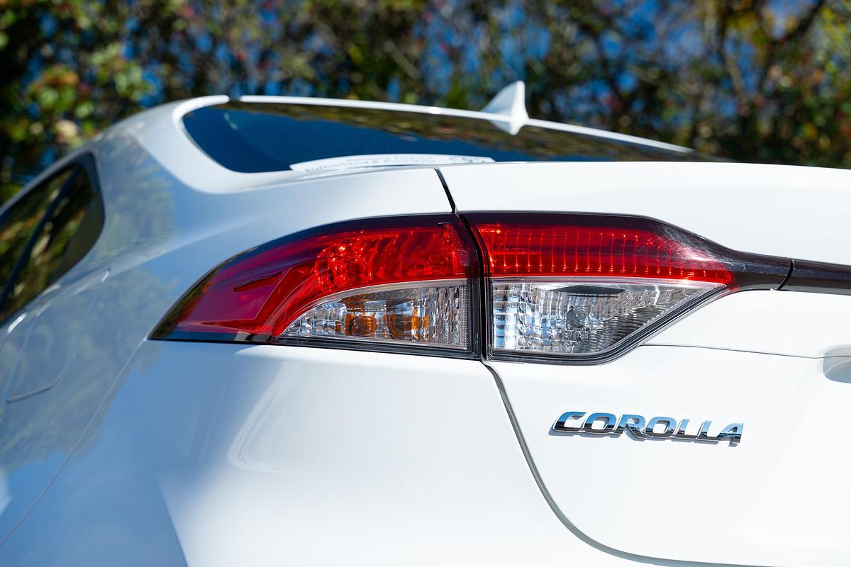 2024 Toyota Corolla Ascent Sport Hybrid ZWE219R