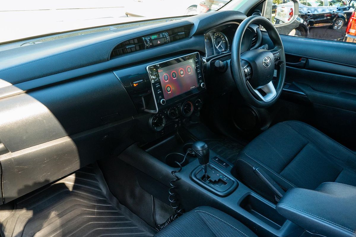 2021 Toyota Hilux SR GUN126R 4X4
