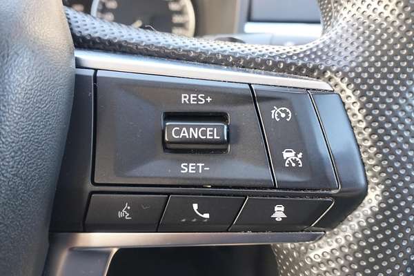 2022 Mitsubishi Outlander ES ZM
