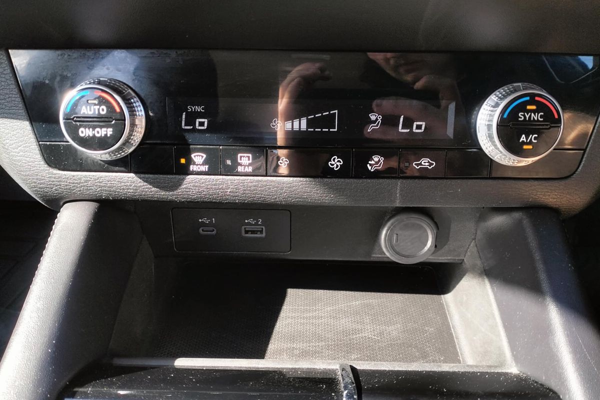 2022 Mitsubishi Outlander ES ZM