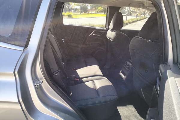 2022 Mitsubishi Outlander ES ZM
