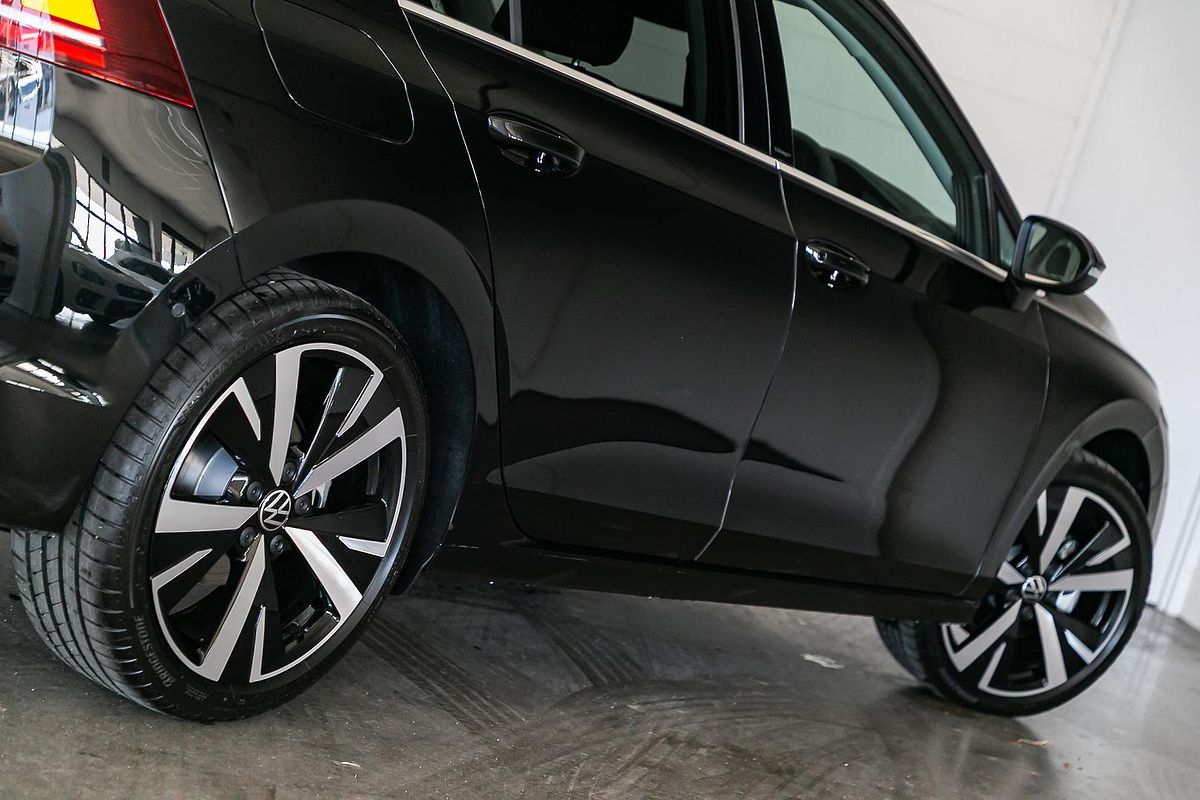 2025 Volkswagen Golf 110TSI Style 8.5