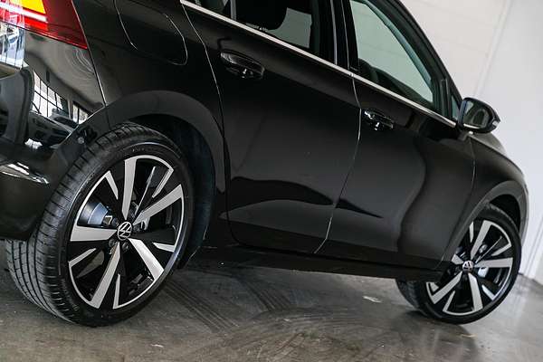 2025 Volkswagen Golf 110TSI Style 8.5
