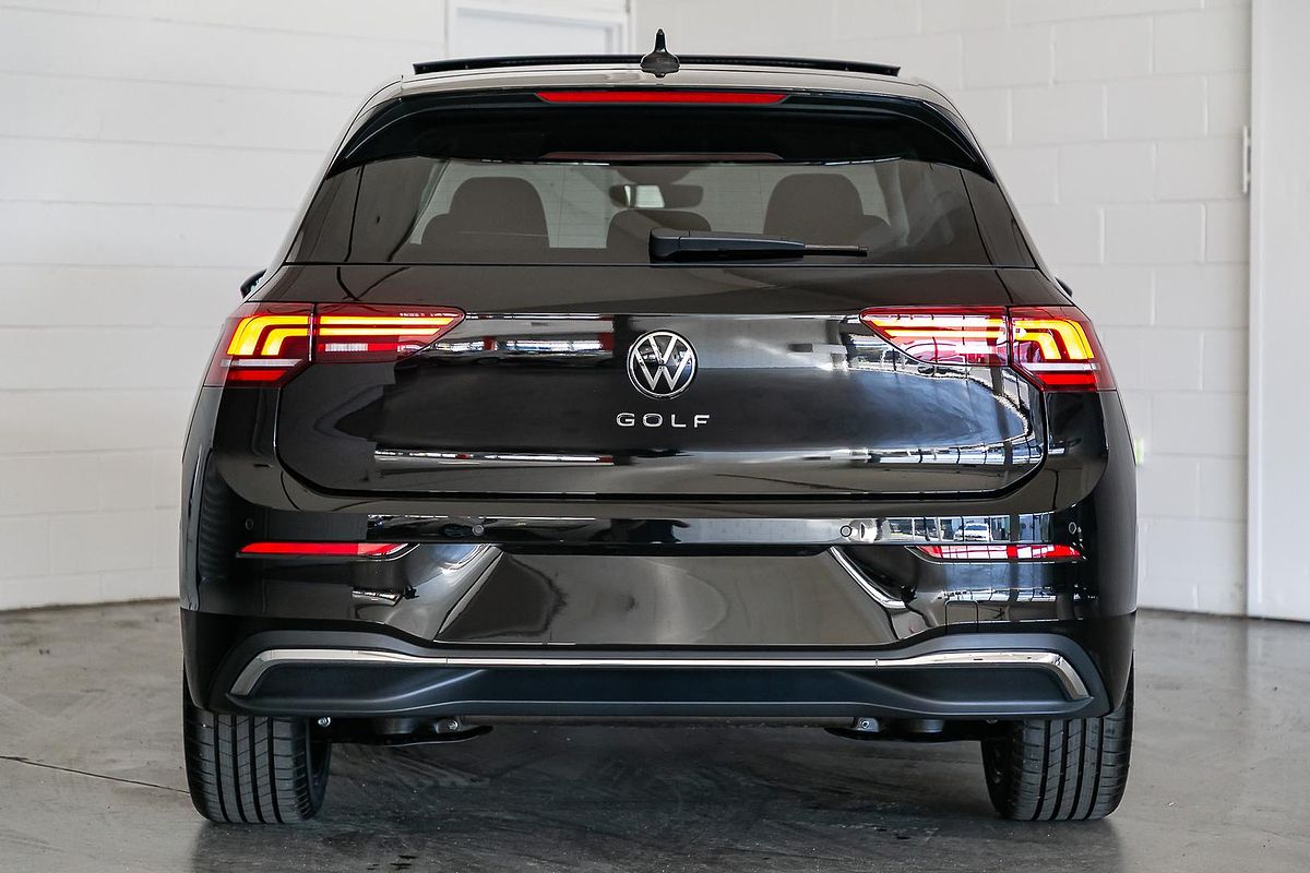 2025 Volkswagen Golf 110TSI Style 8.5
