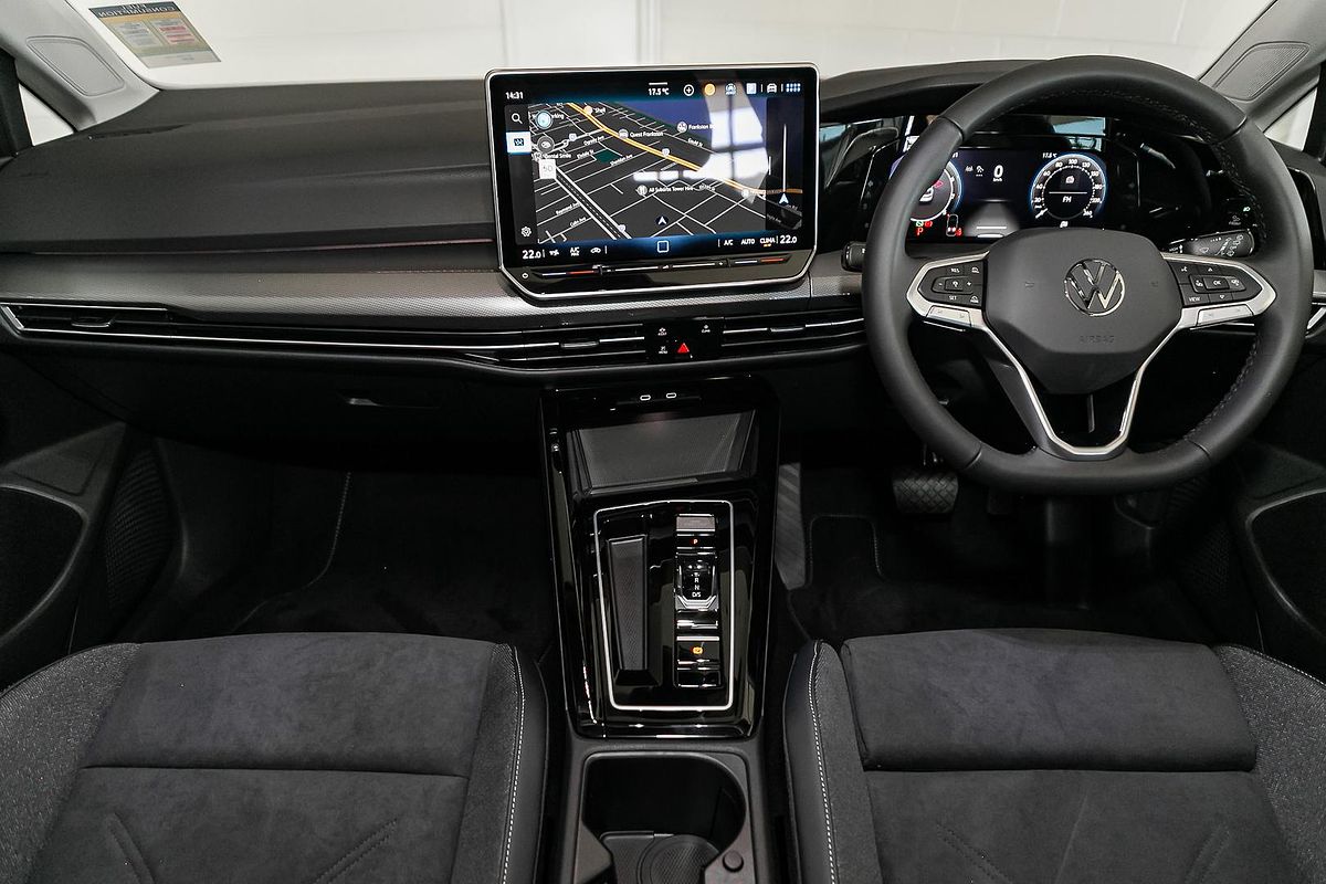2025 Volkswagen Golf 110TSI Style 8.5