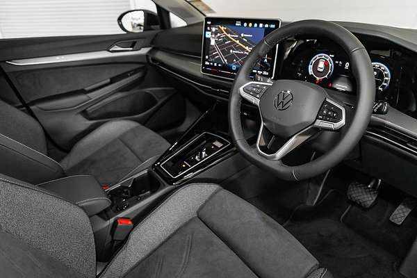2025 Volkswagen Golf 110TSI Style 8.5