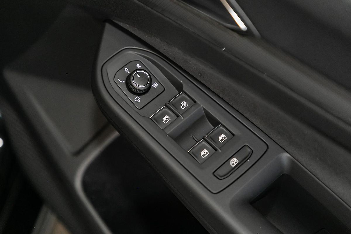 2025 Volkswagen Golf 110TSI Style 8.5