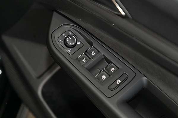 2025 Volkswagen Golf 110TSI Style 8.5