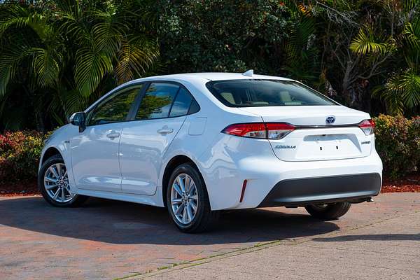 2024 Toyota Corolla Ascent Sport Hybrid ZWE219R