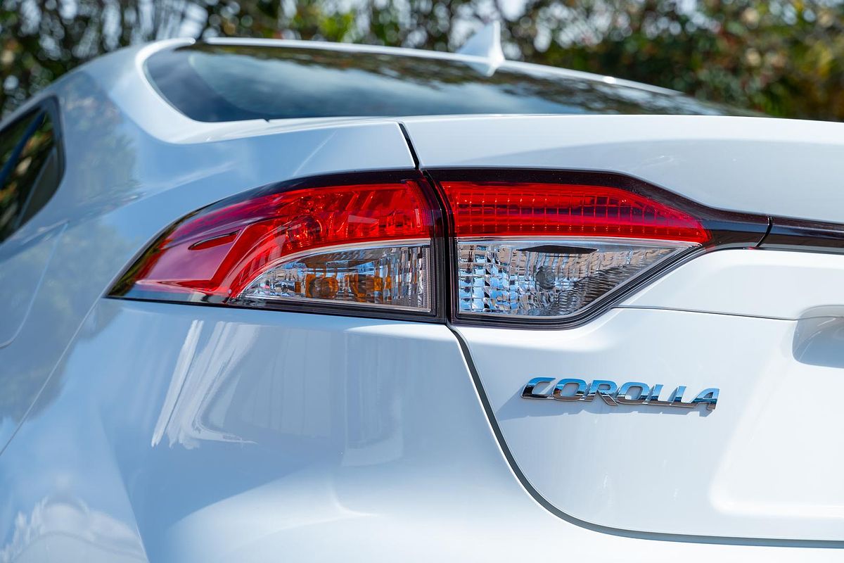 2024 Toyota Corolla Ascent Sport Hybrid ZWE219R