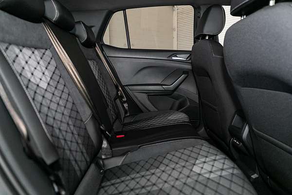 2025 Volkswagen T-Cross 85TSI R-Line D31